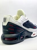NIKE AIRMAX