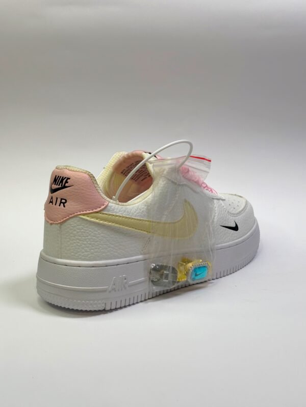 Nike Cutie - Image 2
