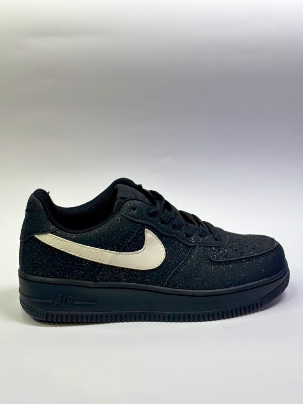 Nike Blow