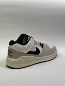 Nike Ino