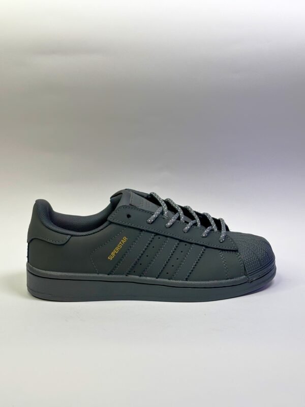 Adidas Classic