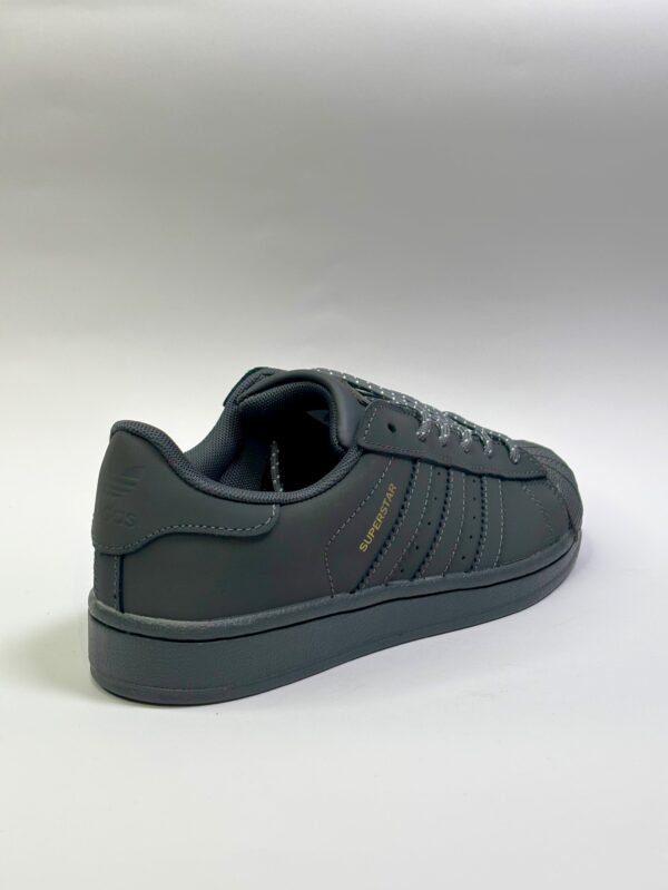 Adidas Classic - Image 2