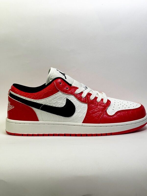 AIR JORDAN