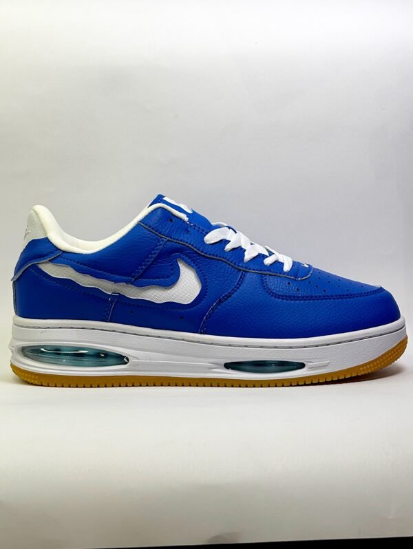NIKE AIRFORCE