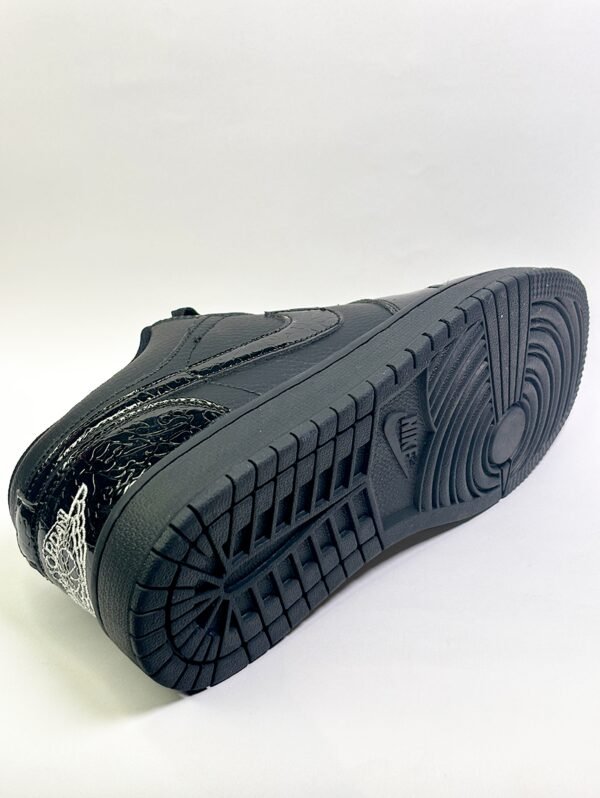 AIR JORDAN - Image 3