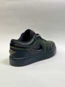 Nike Black Seen