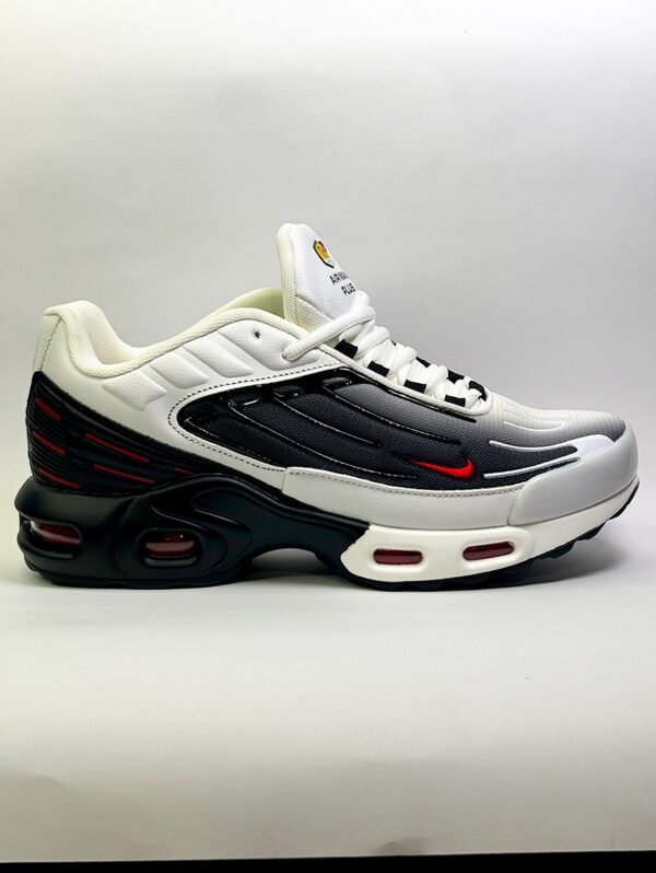 NIKE AIRMAX