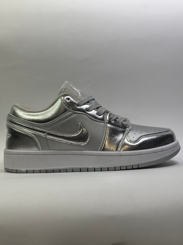 AIR JORDAN X