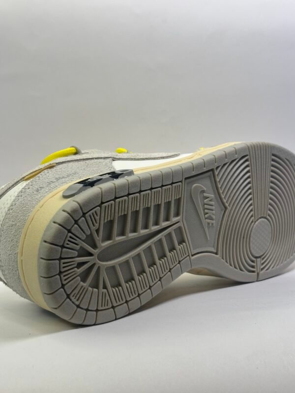 NIKE S - Image 3