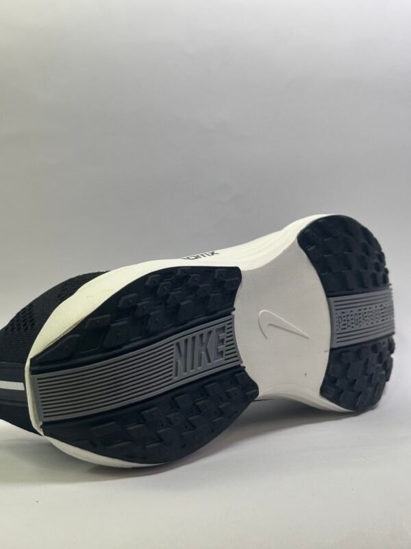 Nike ZOOM - Image 8