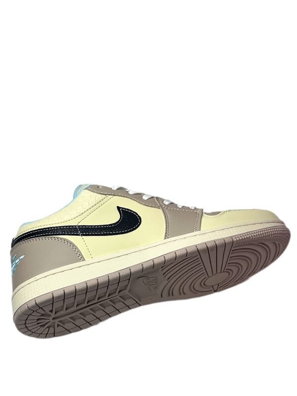 Nike - Image 2