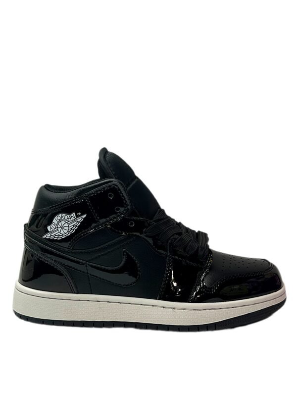 AIR JORDAN PHANTOM
