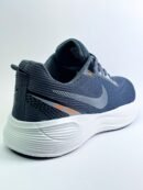 NIKE ZOOM