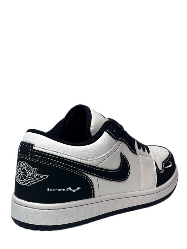 Nike - Image 2