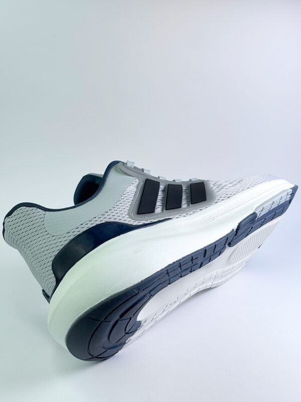 ADIDAS lll - Image 3