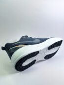 NIKE ZOOM