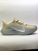 NIKE ZOOM