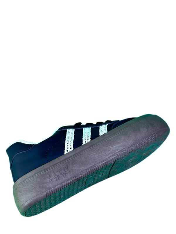 FASHION 4 - Image 3