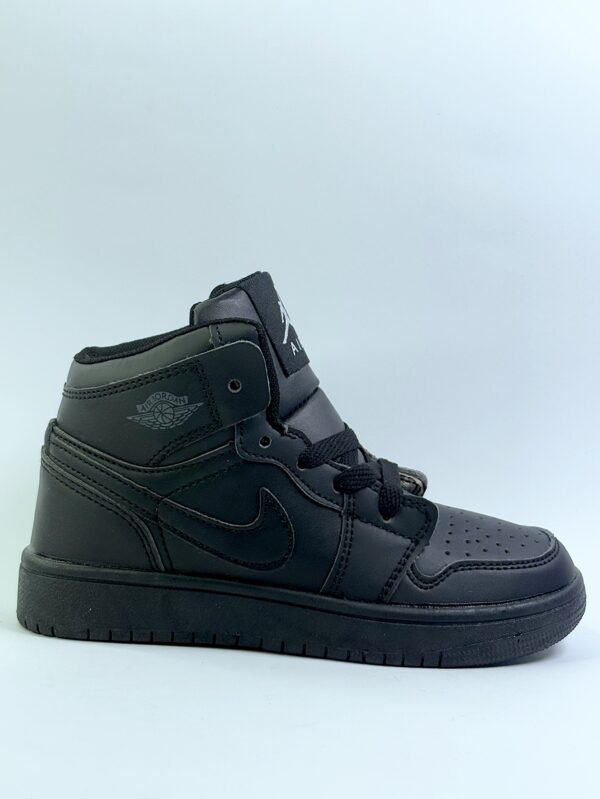 JORDAN HIGH - Image 4