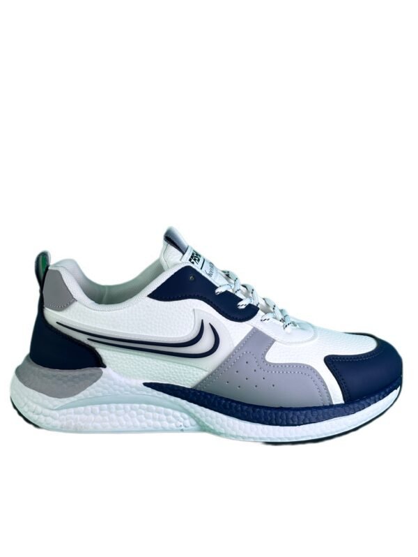 NIKE - Image 3