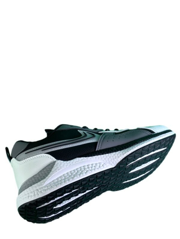 NIKE - Image 7